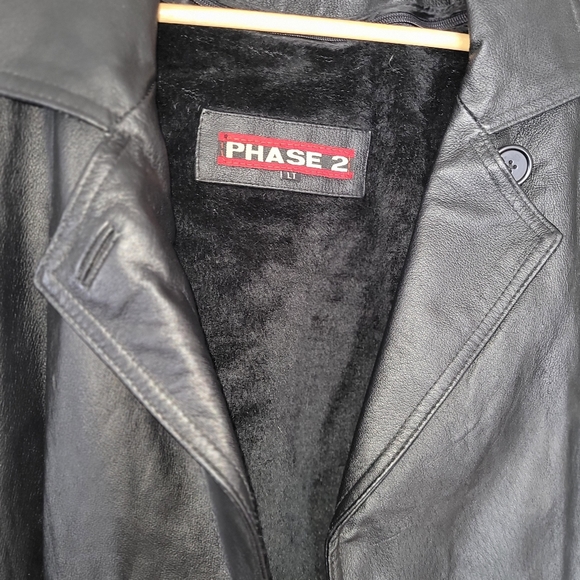 Leather trench coat - Picture 5 of 5